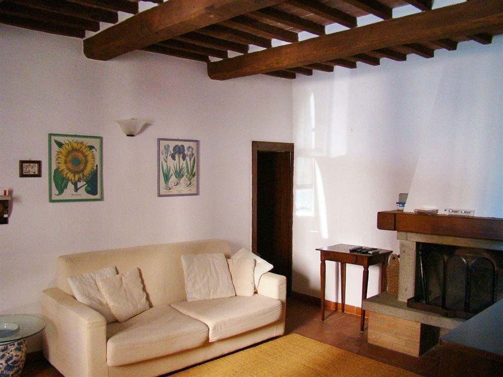 Borgo Tepolini Country House Castel del Piano  Exterior photo